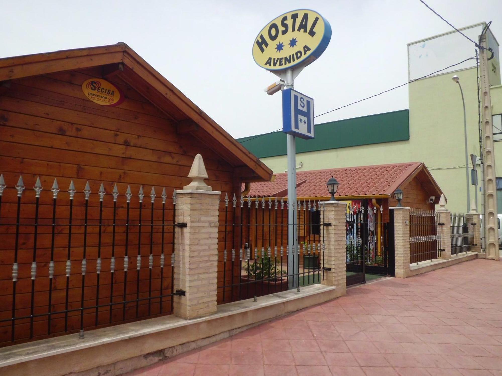 Hostal Gran Avenida Tarancón Zewnętrze zdjęcie